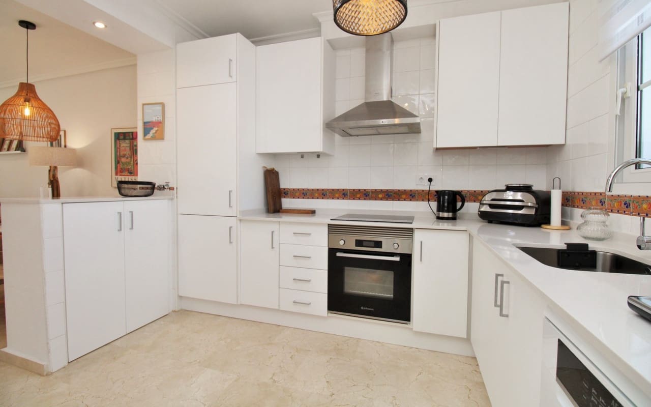 2 chambre Maison de Ville à vendre à Villamartin avec piscine - 244 990 € (Ref: 9444756)