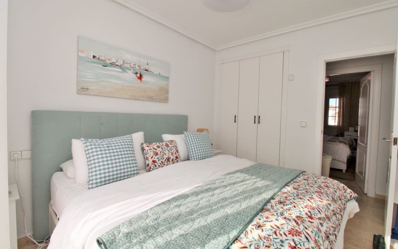 2 chambre Maison de Ville à vendre à Villamartin avec piscine - 244 990 € (Ref: 9444756)