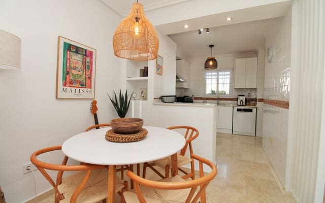 2 slaapkamer Huis te koop in Villamartin, Orihuela met zwembad - € 244.990 (Ref: 9444756)