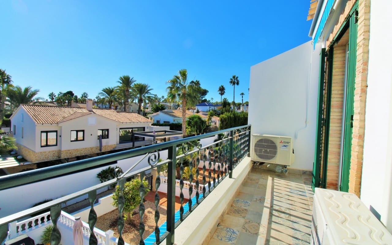 2 chambre Maison de Ville à vendre à Villamartin avec piscine - 244 990 € (Ref: 9444756)