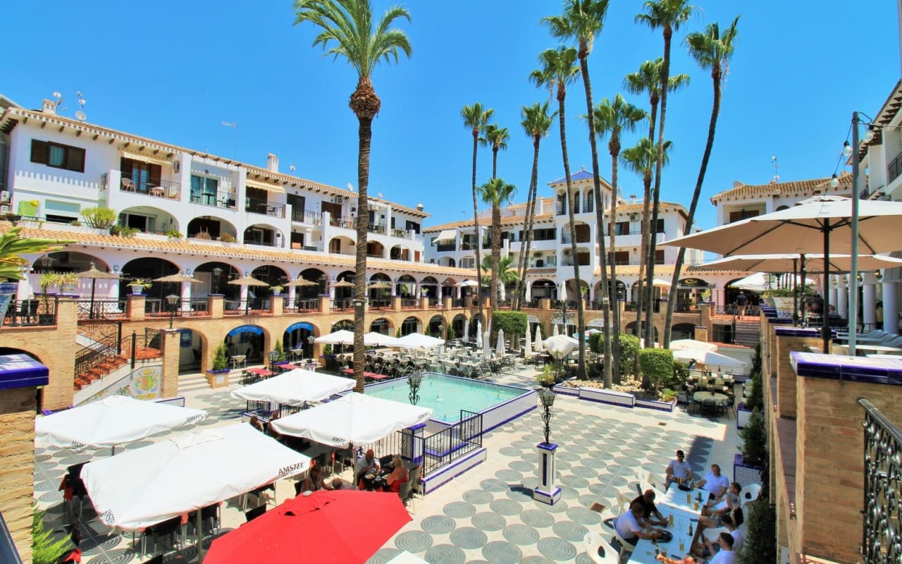 2 chambre Maison de Ville à vendre à Villamartin avec piscine - 244 990 € (Ref: 9444756)