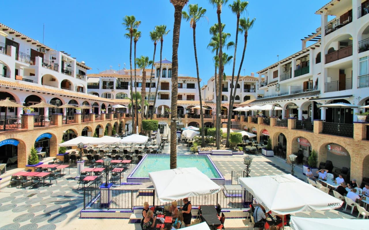 2 chambre Maison de Ville à vendre à Villamartin avec piscine - 244 990 € (Ref: 9444756)