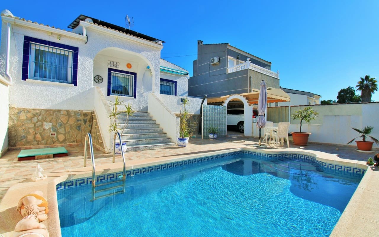 2 sovrum Villa till salu i El Chaparral med pool - 279 000 € (Ref: 9444757)