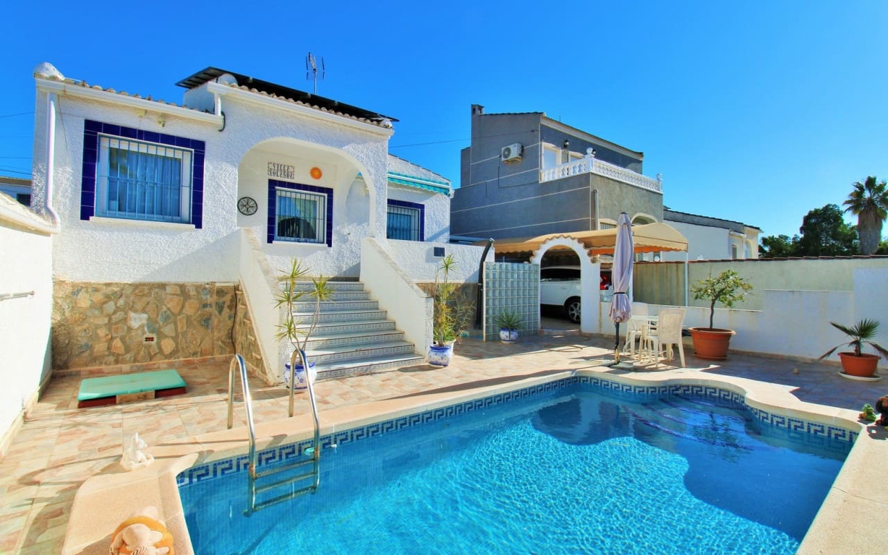 2 sovrum Villa till salu i El Chaparral med pool - 279 000 € (Ref: 9444757)