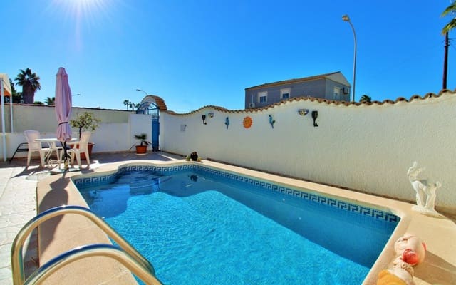 2 chambre Villa/Maison à vendre à El Chaparral, Torrevieja avec piscine - 279 000 € (Ref: 9444757)