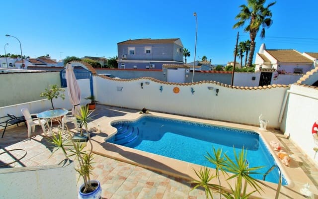 2 chambre Villa/Maison à vendre à El Chaparral, Torrevieja avec piscine - 279 000 € (Ref: 9444757)