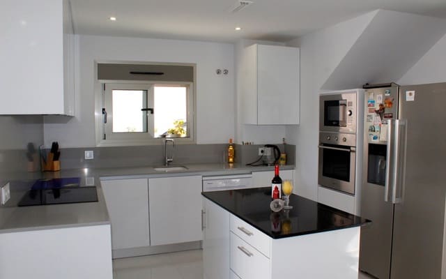 3 camera da letto Villa in vendita in San Miguel de Salinas con piscina - 429.000 € (Rif: 9444758)