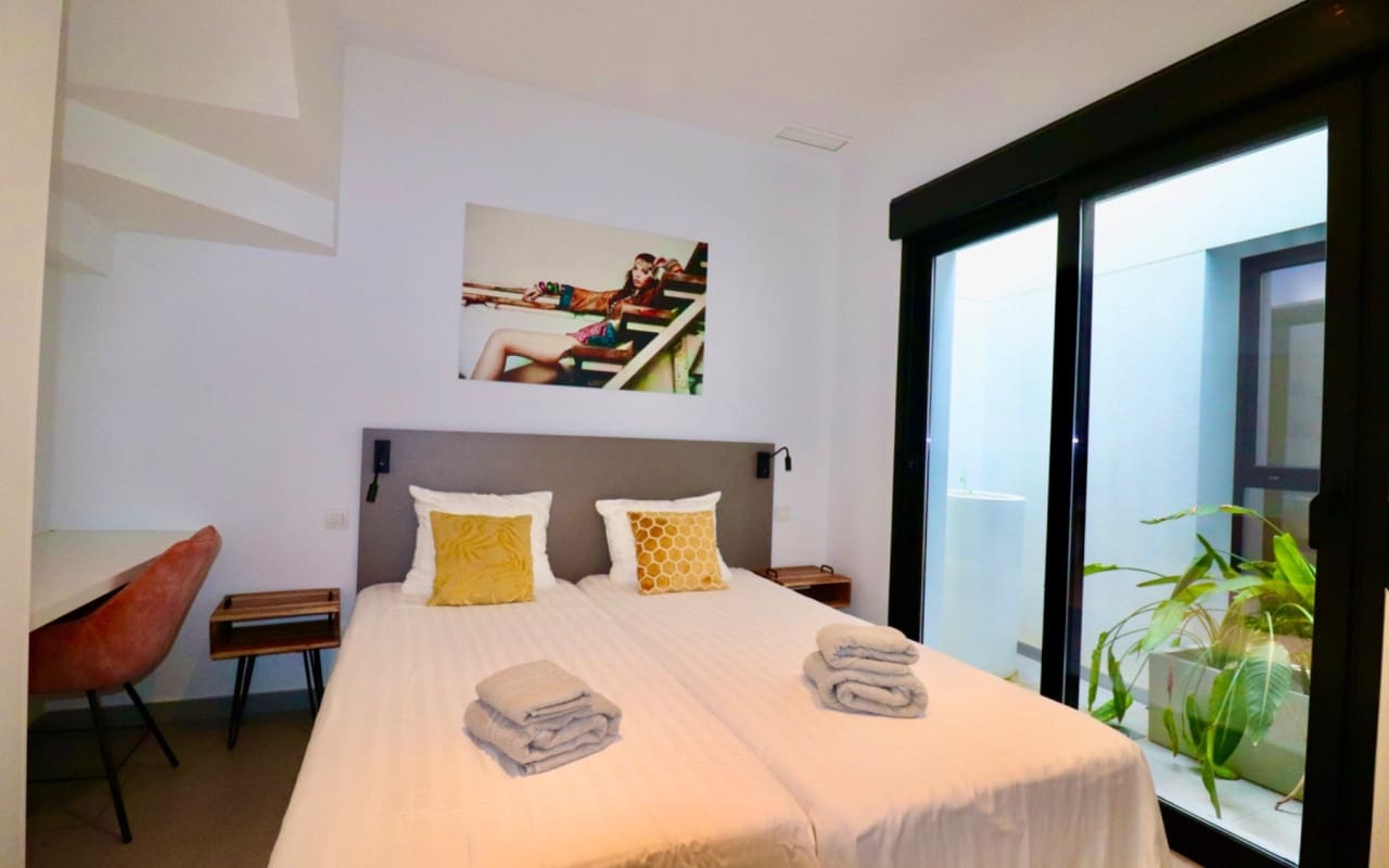 3 bedroom Apartment for sale in Guardamar del Segura with pool - € 375,000 (Ref: 9444760)