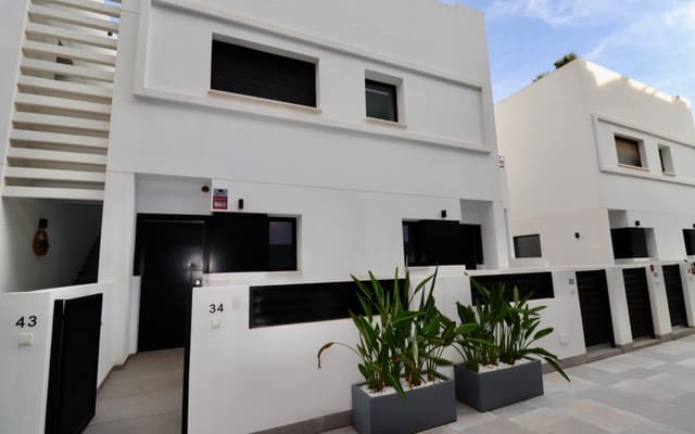 3 bedroom Apartment for sale in Las Viñas, Guardamar del Segura with pool - € 375,000 (Ref: 9444760)