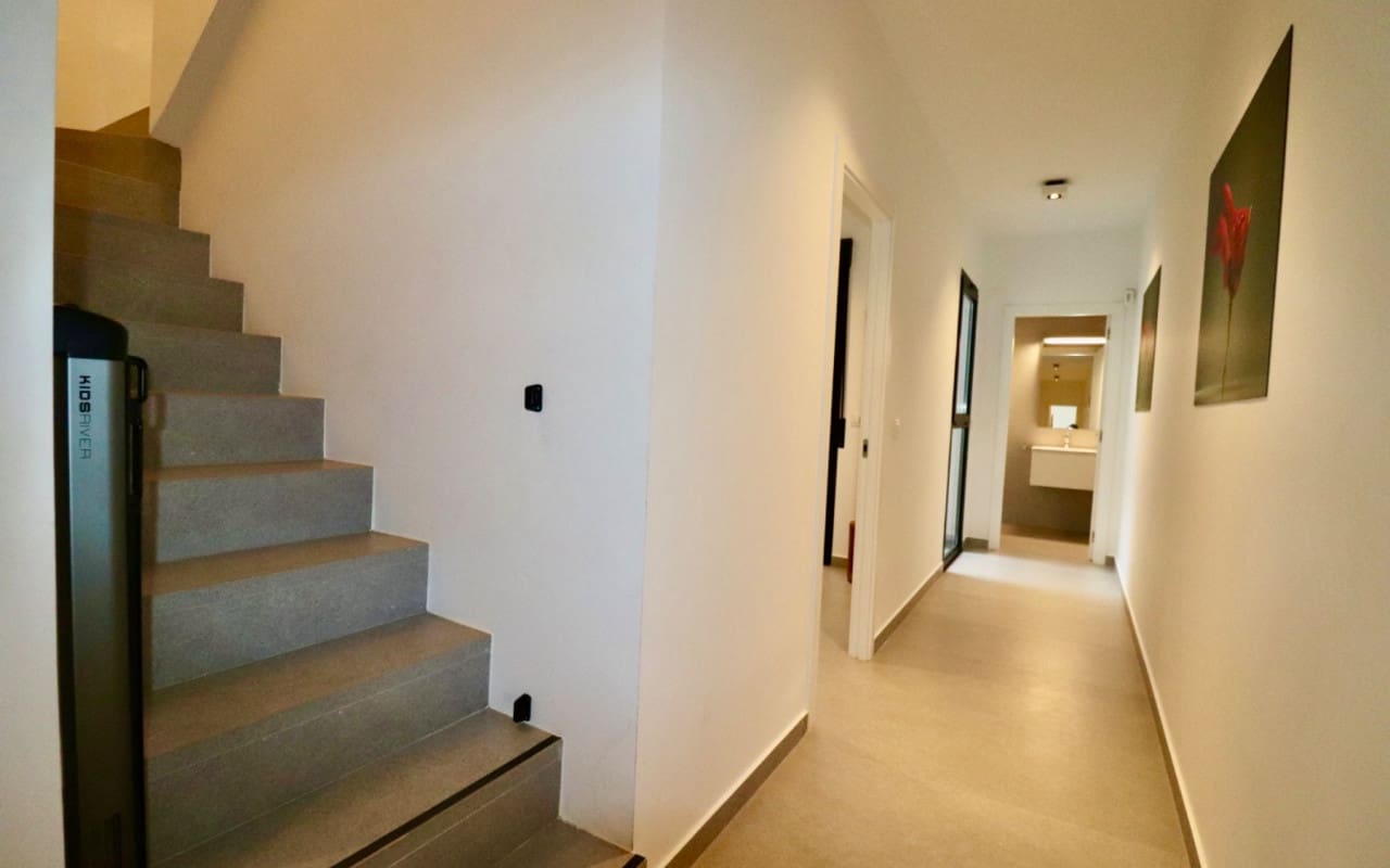 3 bedroom Apartment for sale in Guardamar del Segura with pool - € 375,000 (Ref: 9444760)