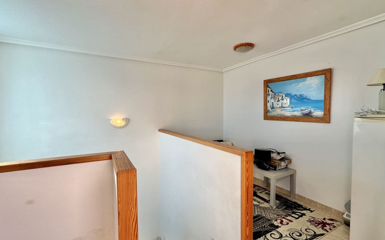 3 Zimmer Apartment zu verkaufen in Playa Flamenca mit Pool - 289.000 € (Ref: 9444761)