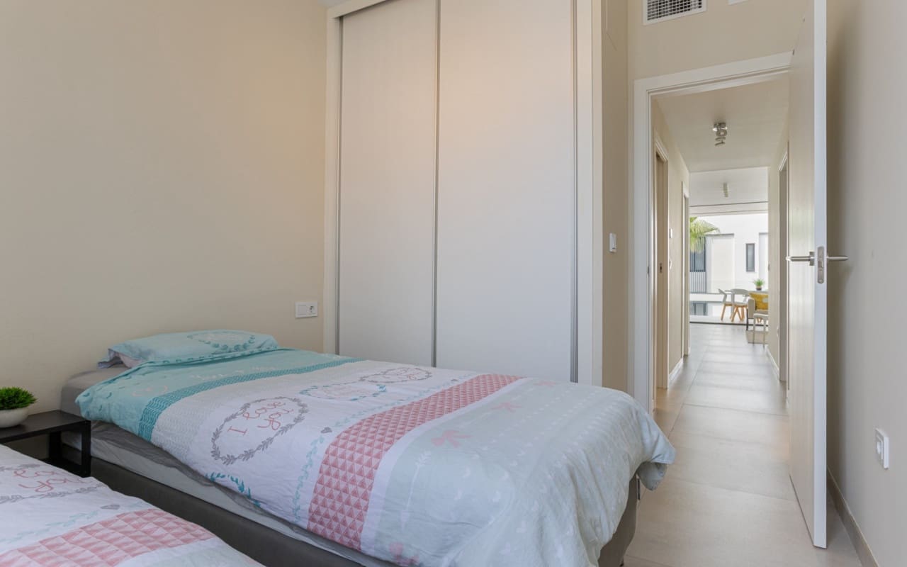 3 soveværelse Lejlighed til salg i Mar de Cristal med swimmingpool - € 299.000 (Ref: 9444763)