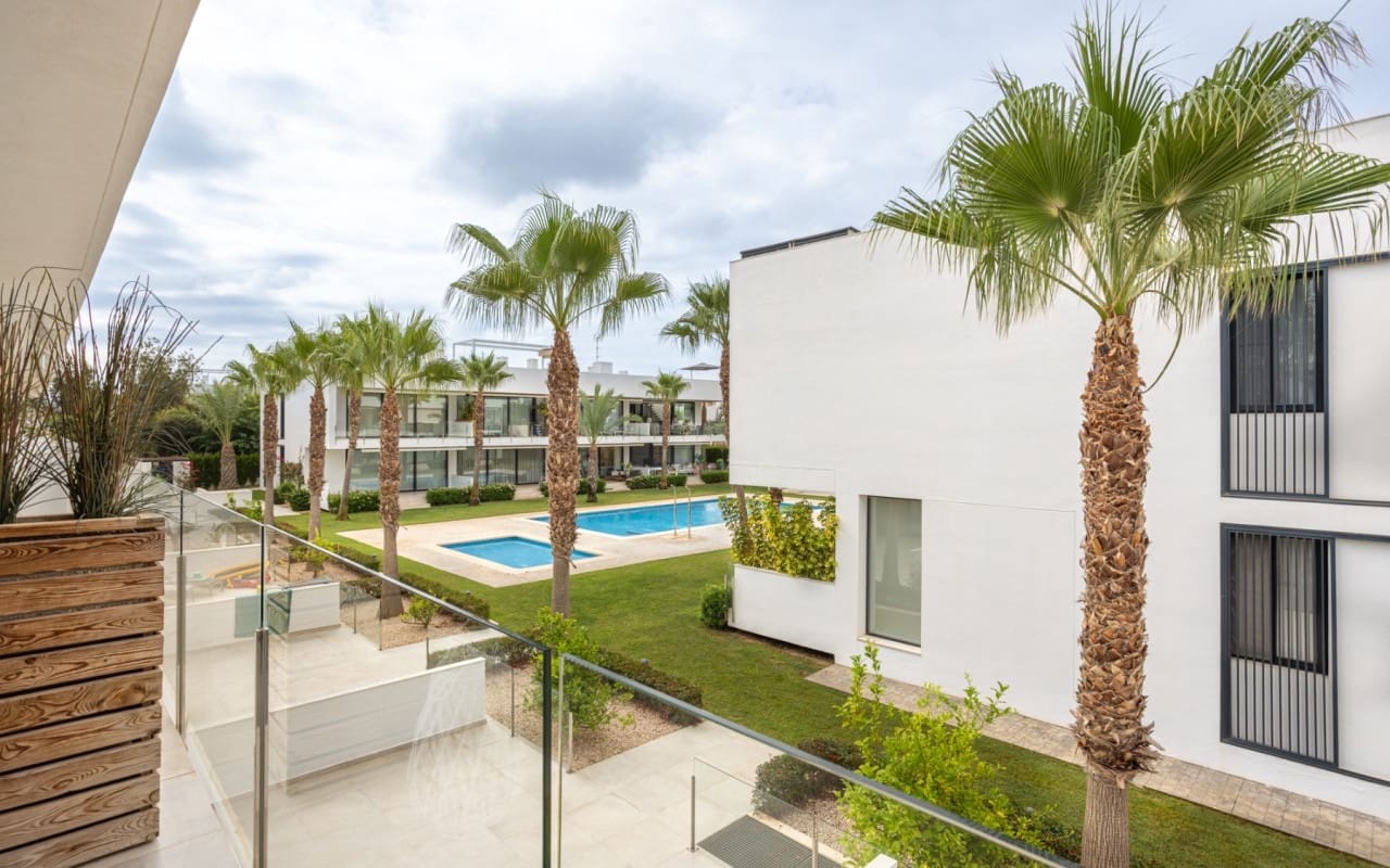 3 bedroom Apartment for sale in Mar de Cristal with pool - € 299,000 (Ref: 9444763)