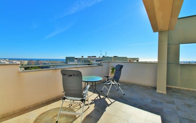 2 soveværelse Penthouse til salg i Villamartin, Orihuela med swimmingpool - € 289.900 (Ref: 9444764)