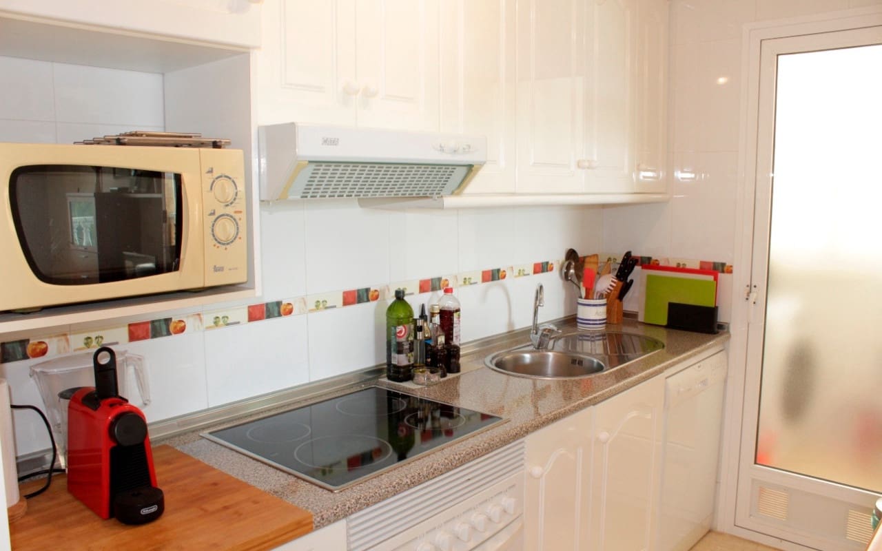 2 bedroom Penthouse for sale in Playa Flamenca with pool - € 227,000 (Ref: 9444765)