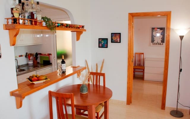 2 makuuhuone Kattohuoneisto myytävänä paikassa Playa Flamenca, Orihuela mukana uima-altaan - 227 000 € (Ref: 9444765)