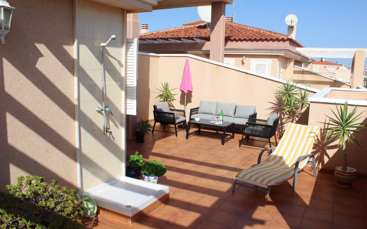 2 bedroom Penthouse for sale in Playa Flamenca with pool - € 227,000 (Ref: 9444765)
