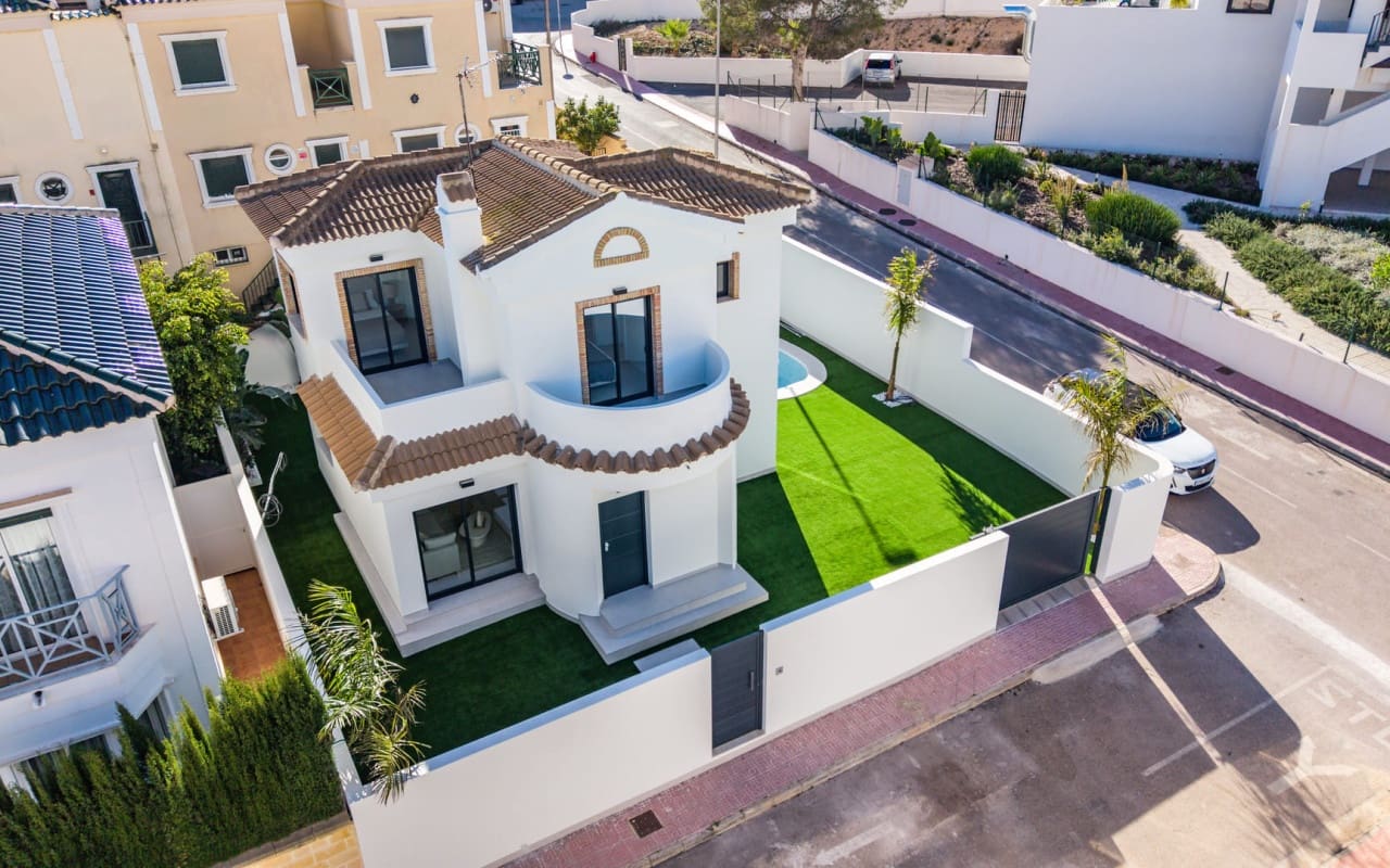 3 camera da letto Villa in vendita in Orihuela Costa - 590.000 € (Rif: 9449755)