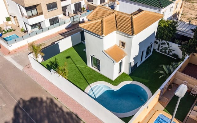 3 soveværelse Villa til salg i Las Filipinas - € 590.000 (Ref: 9449755)