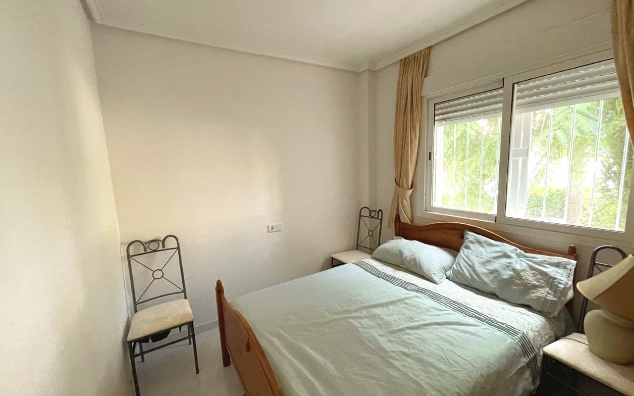 3 makuuhuone Huvila myytävänä paikassa Ciudad Quesada mukana uima-altaan - 230 000 € (Ref: 9449756)