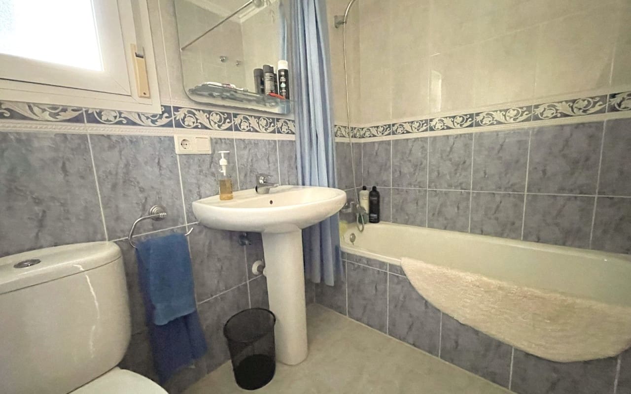 3 makuuhuone Huvila myytävänä paikassa Ciudad Quesada mukana uima-altaan - 230 000 € (Ref: 9449756)