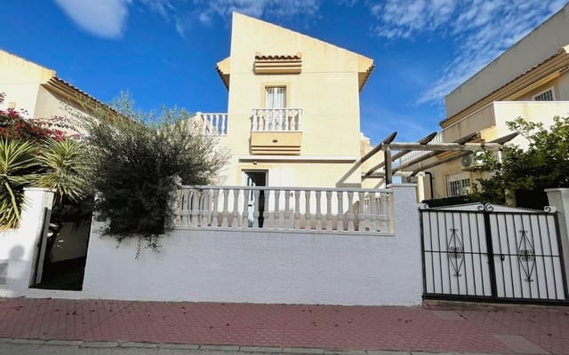 3 makuuhuone Huvila myytävänä paikassa Ciudad Quesada, Rojales mukana uima-altaan - 230 000 € (Ref: 9449756)