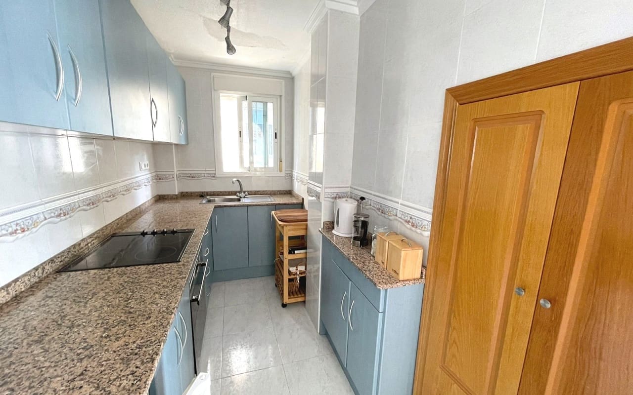 3 makuuhuone Huvila myytävänä paikassa Ciudad Quesada mukana uima-altaan - 230 000 € (Ref: 9449756)