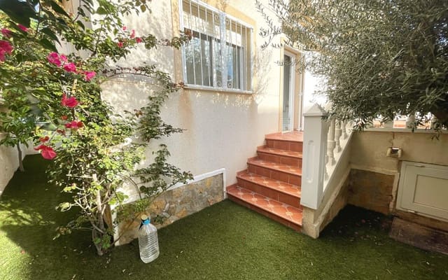 3 makuuhuone Huvila myytävänä paikassa Ciudad Quesada, Rojales mukana uima-altaan - 230 000 € (Ref: 9449756)