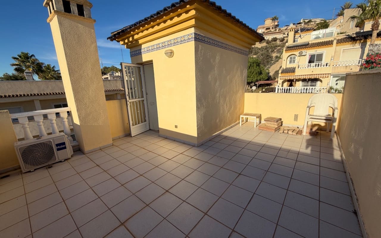 3 soveværelse Villa til salg i La Marquesa med swimmingpool - € 257.500 (Ref: 9449757)