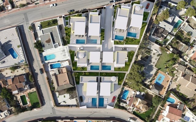 3 Zimmer Villa zu verkaufen in Torrevieja - 700.000 € (Ref: 9452856)