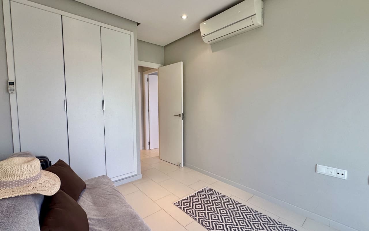 2 slaapkamer Appartement te koop in Villamartin met zwembad - € 260.000 (Ref: 9469907)