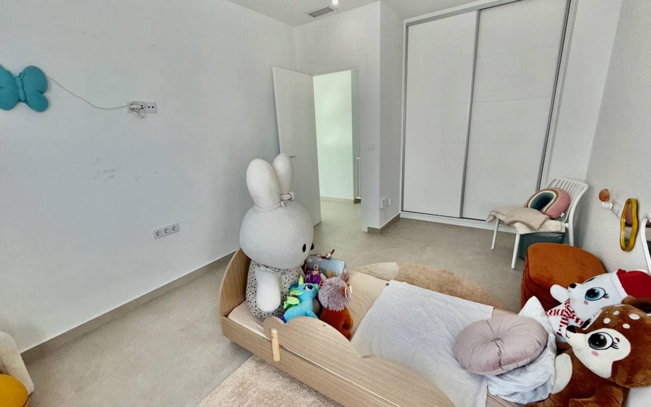 3 bedroom Villa for sale in Formentera del Segura with pool - € 325,000 (Ref: 9479348)