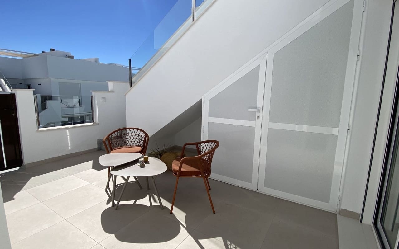 3 slaapkamer Huis te koop in Pilar de la Horadada met zwembad - € 395.900 (Ref: 9479357)