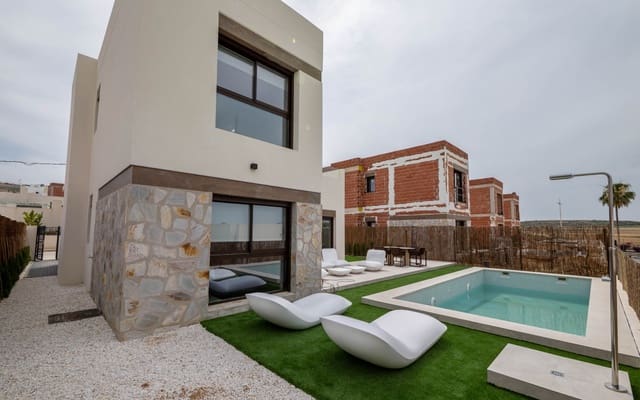 3 bedroom Villa for sale in Algorfa - € 489,000 (Ref: 9479358)