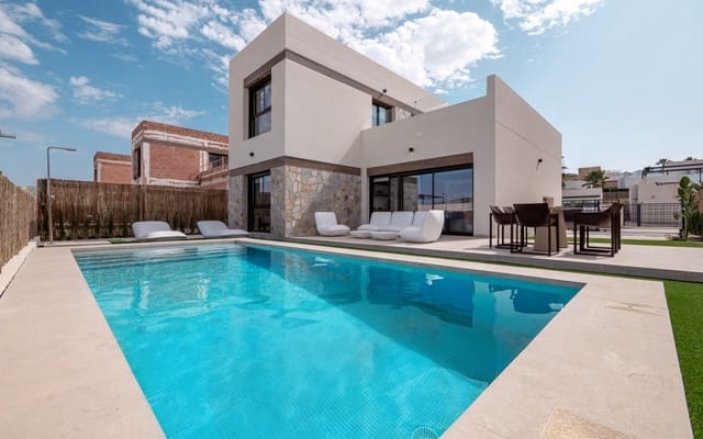 3 bedroom Villa for sale in Algorfa - € 489,000 (Ref: 9479358)