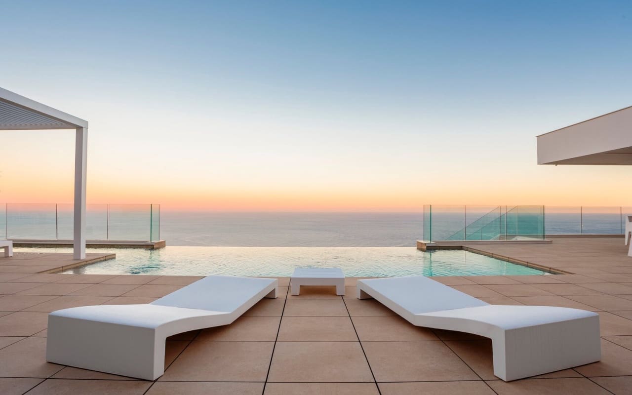 3 bedroom Villa for sale in Cumbre del Sol - € 1,691,000 (Ref: 9479360)