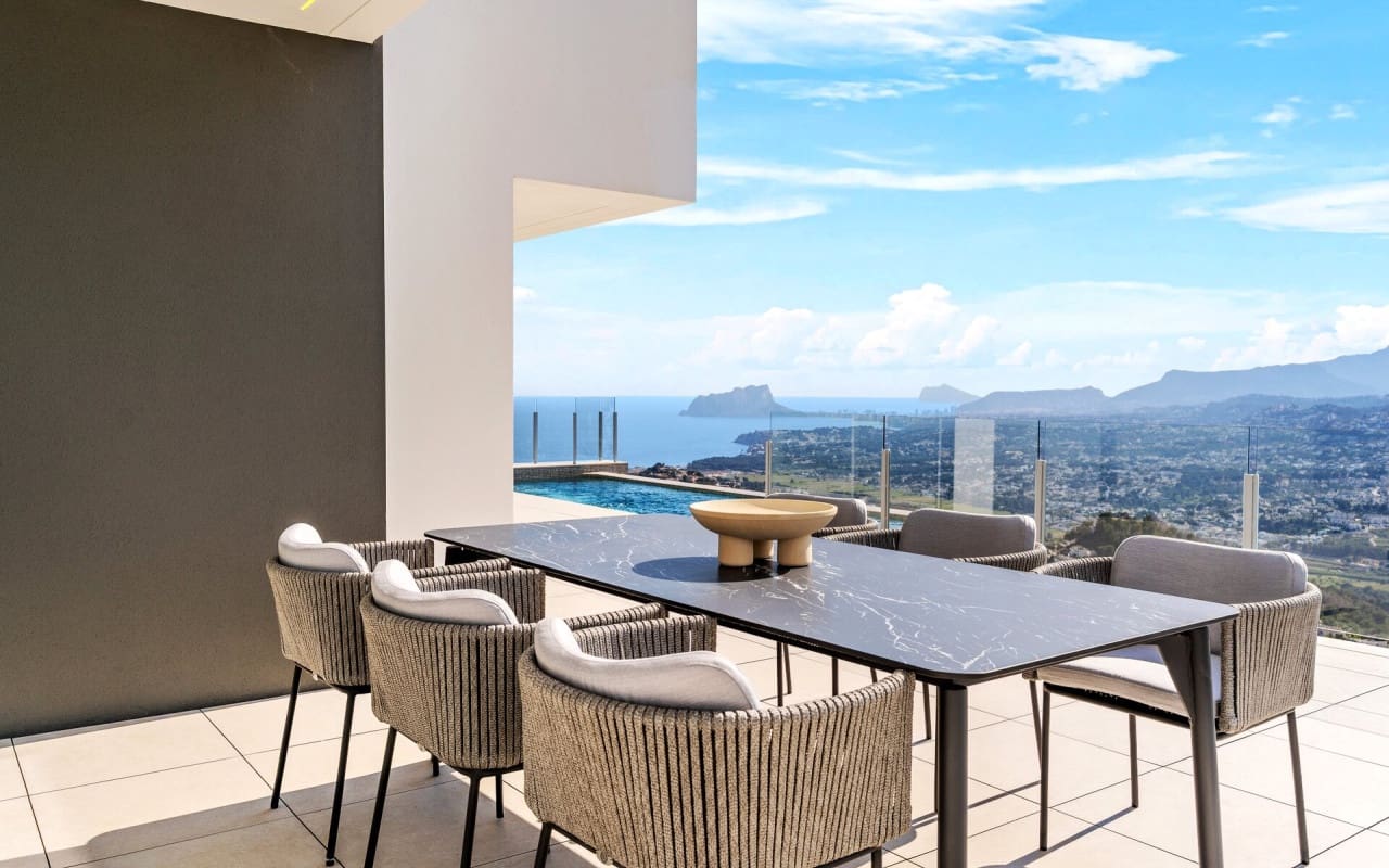 3 bedroom Villa for sale in Cumbre del Sol - € 1,691,000 (Ref: 9479360)