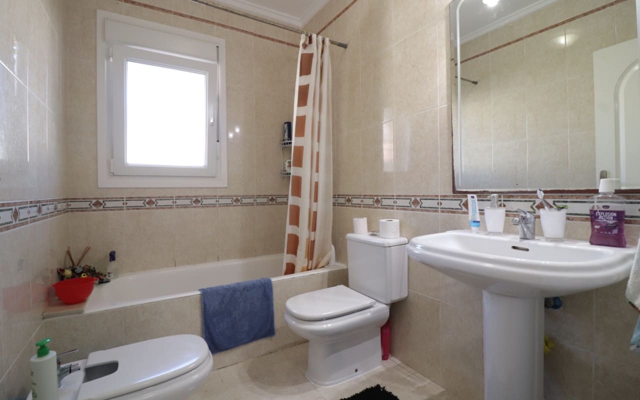 3 bedroom Villa for sale in Benijofar with pool - € 325,000 (Ref: 9479369)