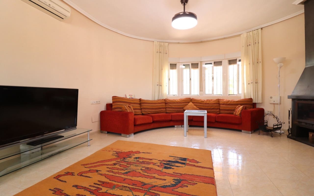 3 sovrum Finca/Hus på landet till salu i Catral med pool - 375 000 € (Ref: 9479370)