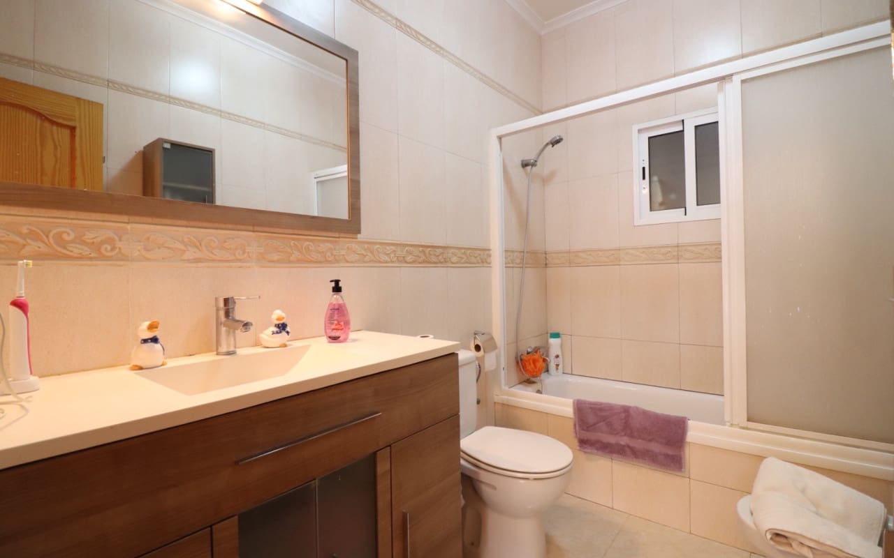 3 sovrum Finca/Hus på landet till salu i Catral med pool - 375 000 € (Ref: 9479370)