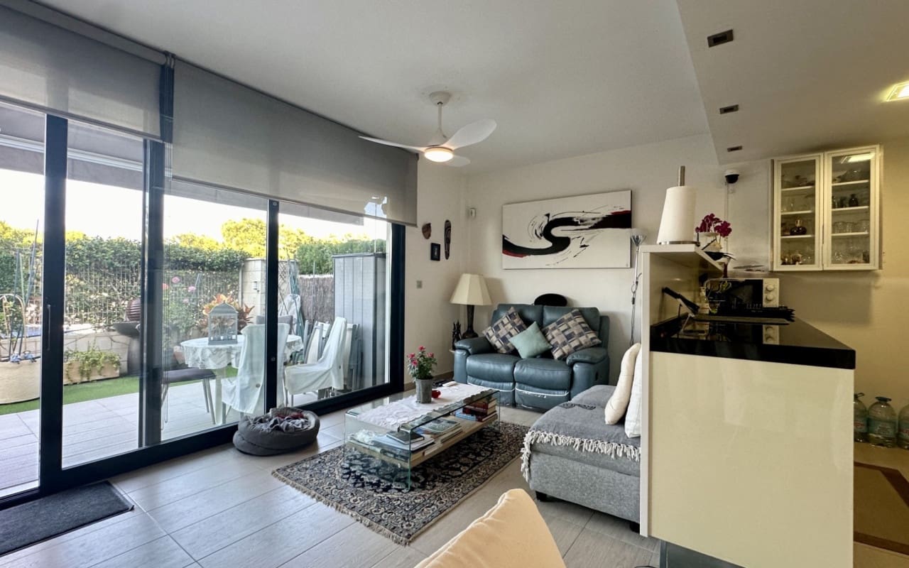 3 bedroom Apartment for sale in Orihuela Costa with pool - € 295,000 (Ref: 9479374)