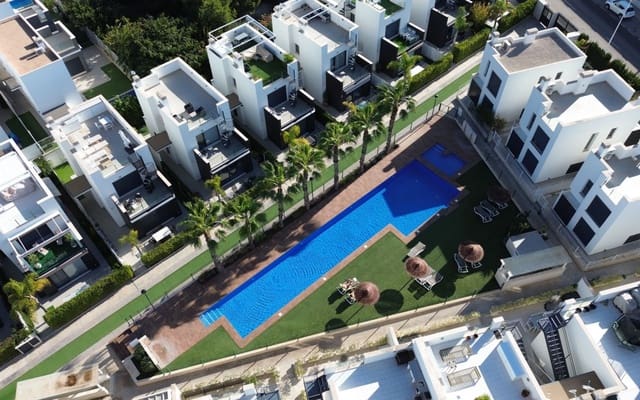 3 bedroom Apartment for sale in Punta Prima, Orihuela with pool - € 295,000 (Ref: 9479374)