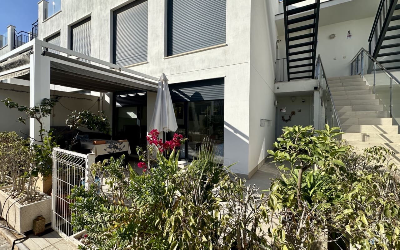 3 bedroom Apartment for sale in Orihuela Costa with pool - € 295,000 (Ref: 9479374)