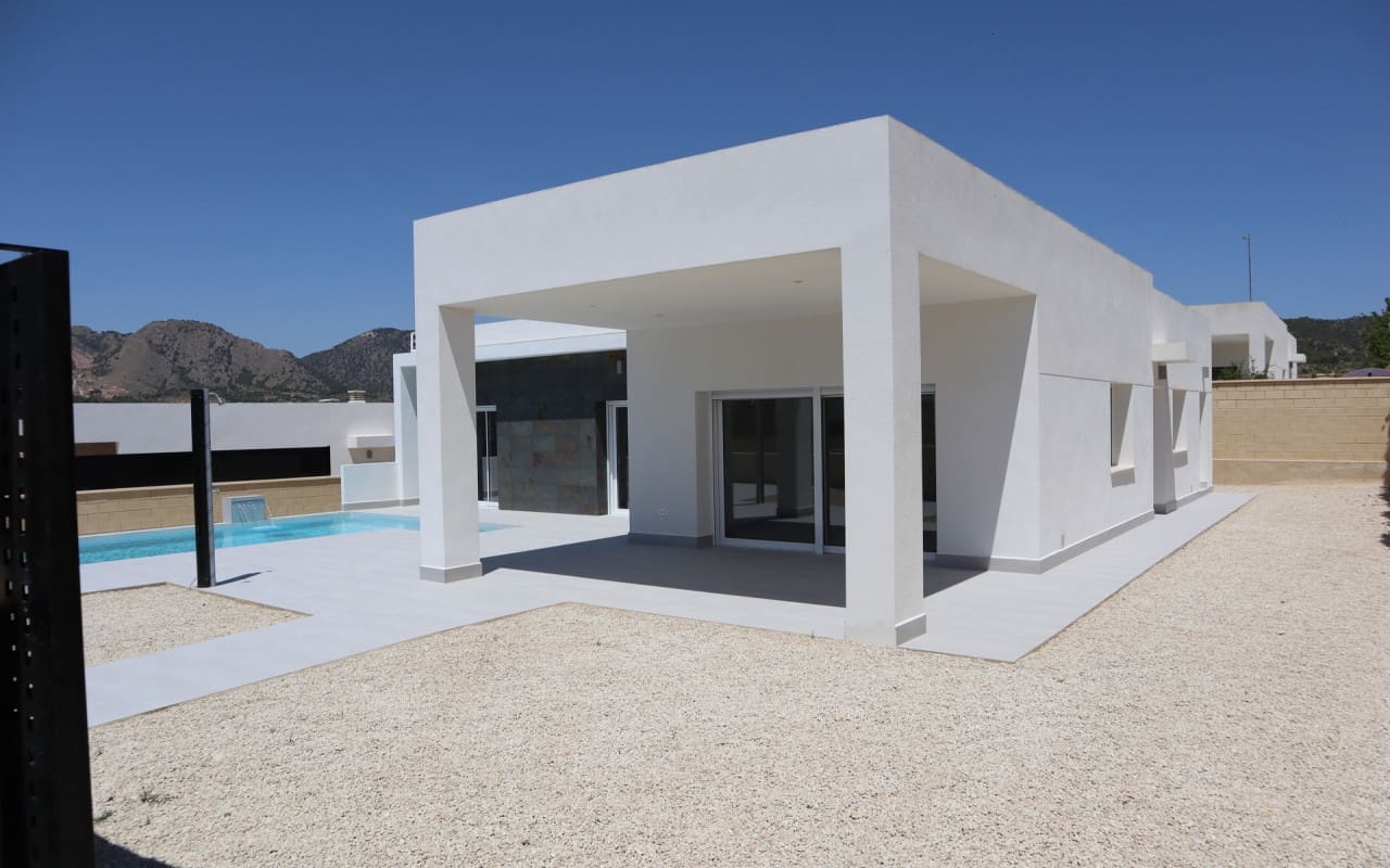 3 bedroom Villa for sale in La Romana - € 345,000 (Ref: 9500047)