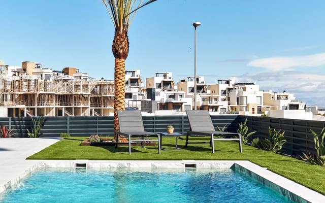 3 bedroom Villa for sale in San Miguel de Salinas - € 649,000 (Ref: 9500053)