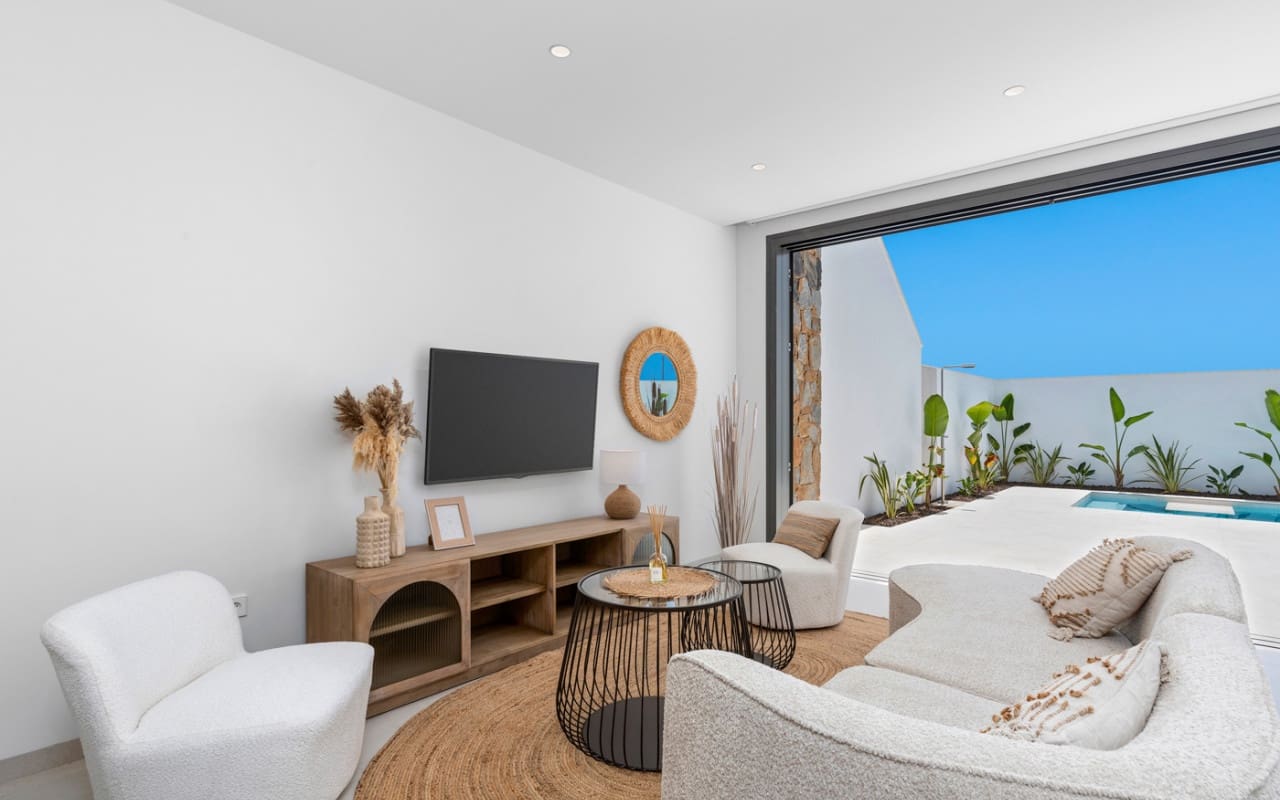 3 bedroom Villa for sale in Los Alcazares - € 499,900 (Ref: 9500056)