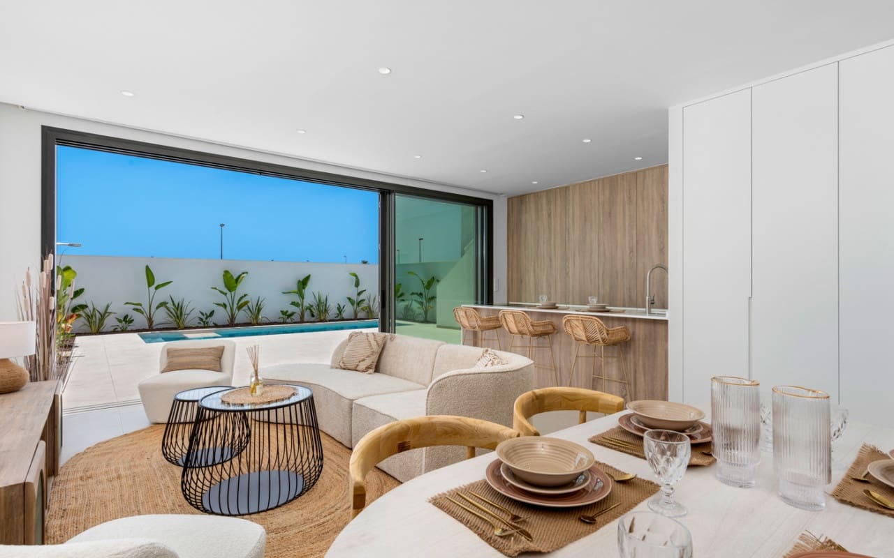 3 bedroom Villa for sale in Los Alcazares - € 499,900 (Ref: 9500056)