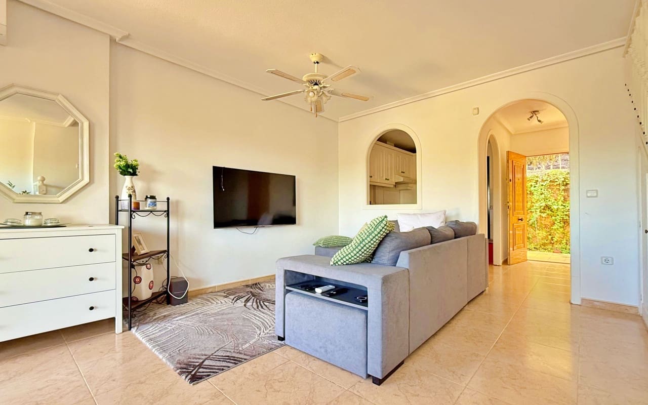 2 bedroom Townhouse for sale in Orihuela Costa - € 215,000 (Ref: 9510126)