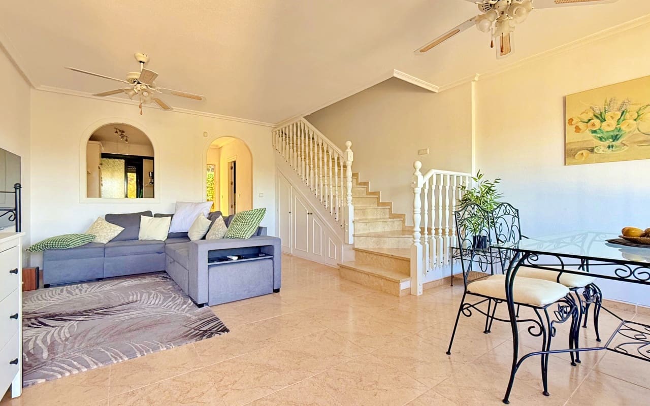 2 bedroom Townhouse for sale in Orihuela Costa - € 215,000 (Ref: 9510126)