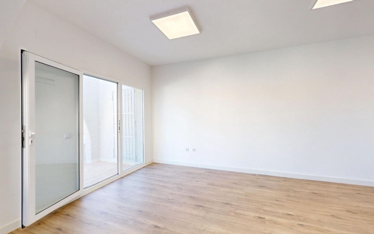 2 sypialnia Dom na sprzedaż w Blue Lagoon - 199 000 € (Ref: 9521486)